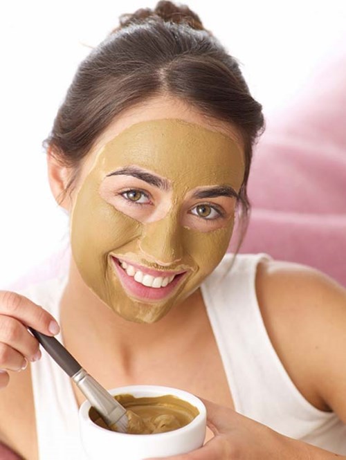 Da mụn nên chọn mặt nạ đất sét